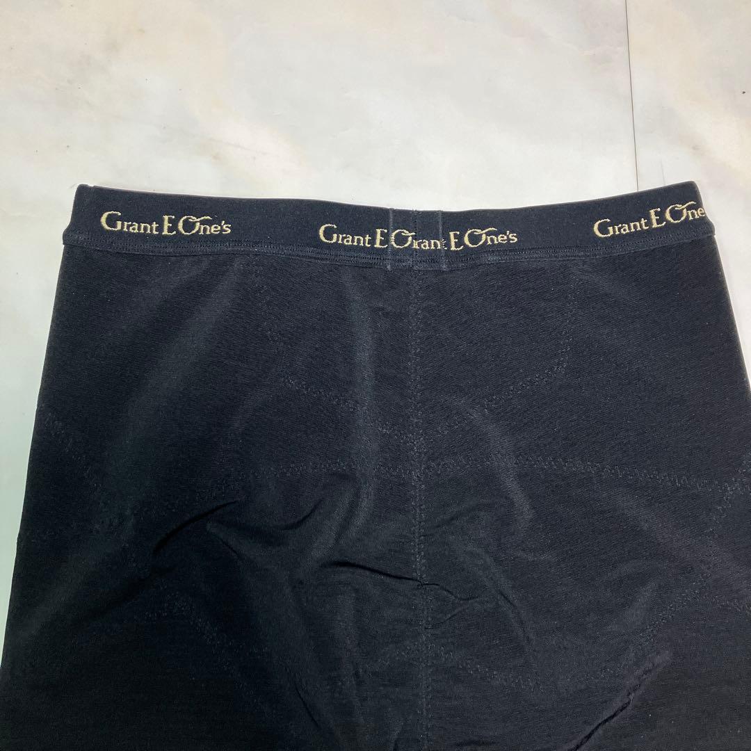 未使用⭐︎グラントイーワンズ LALA ドレナージュスパッツ　82 黒　光電子繊維