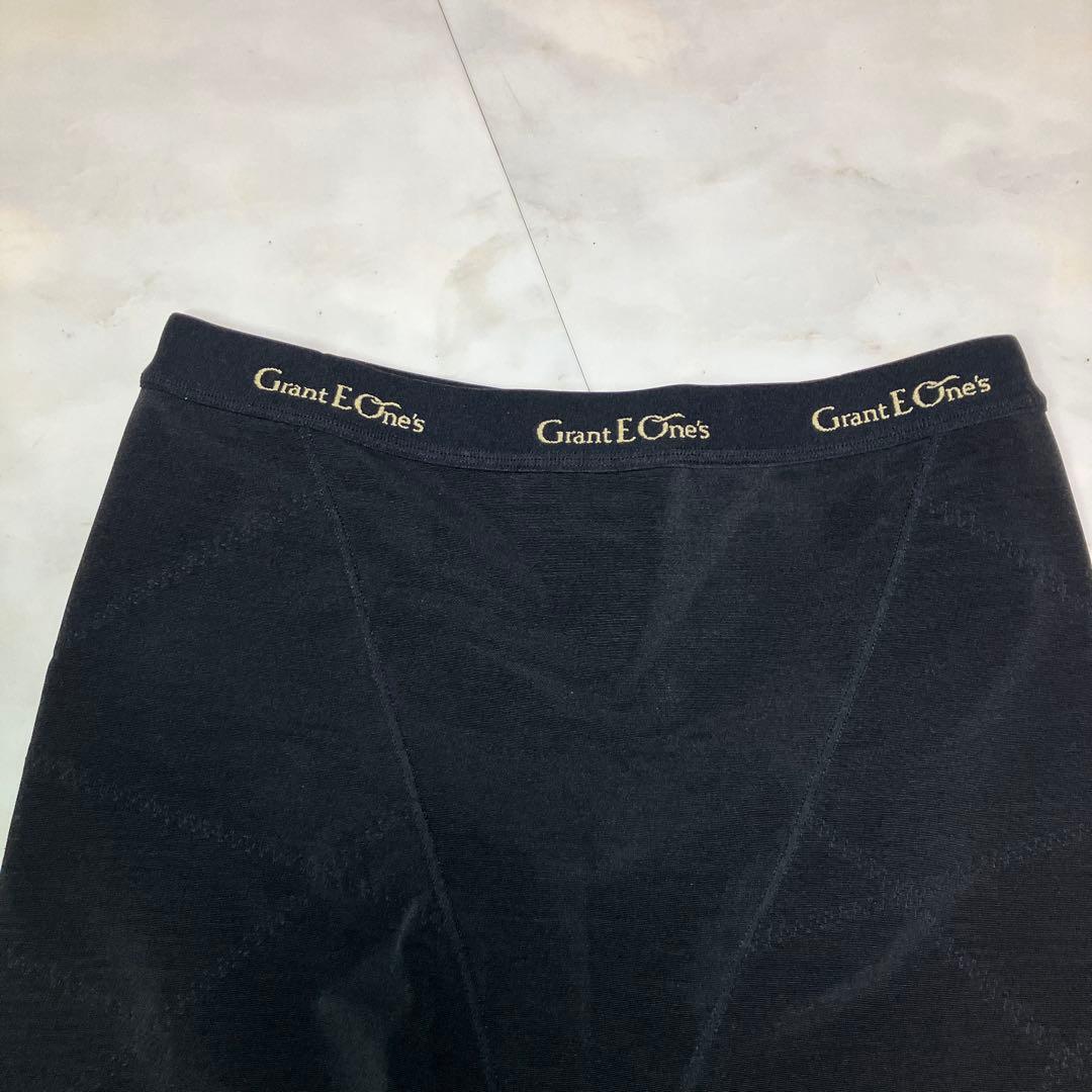 未使用⭐︎グラントイーワンズ LALA ドレナージュスパッツ　82 黒　光電子繊維