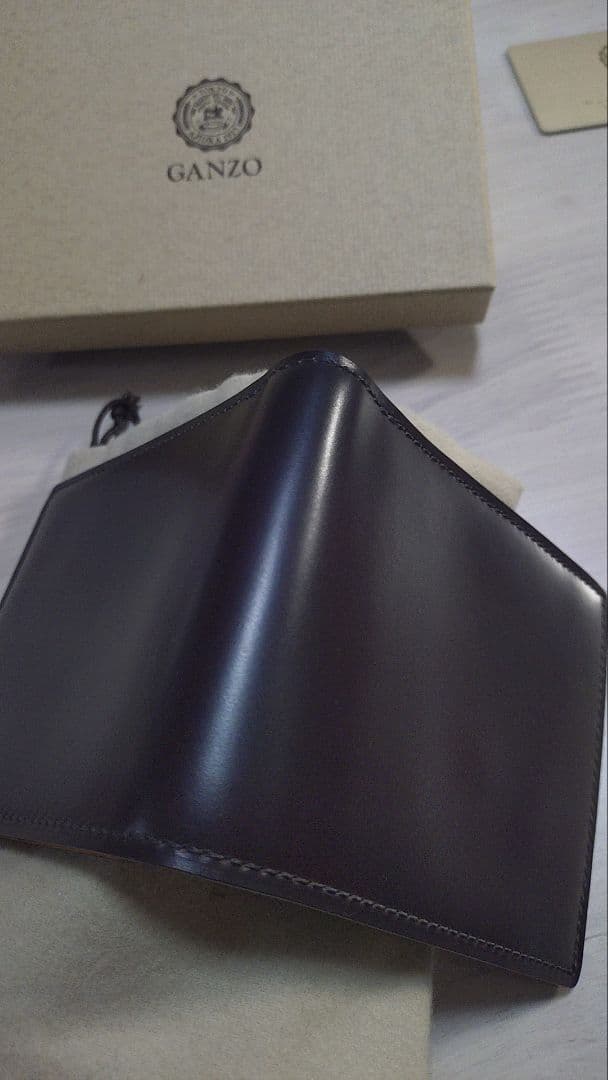 ガンゾ　シェルコードバン 2 【小銭入れ付き二つ折り財布】