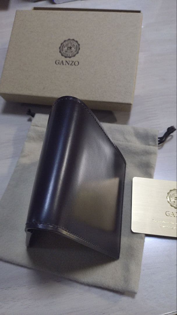 ガンゾ　シェルコードバン 2 【小銭入れ付き二つ折り財布】