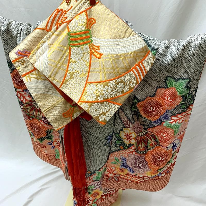 508ag22□七五三 七歳 女児 着物&袋帯&長襦袢 総絞風 毬 花□良好