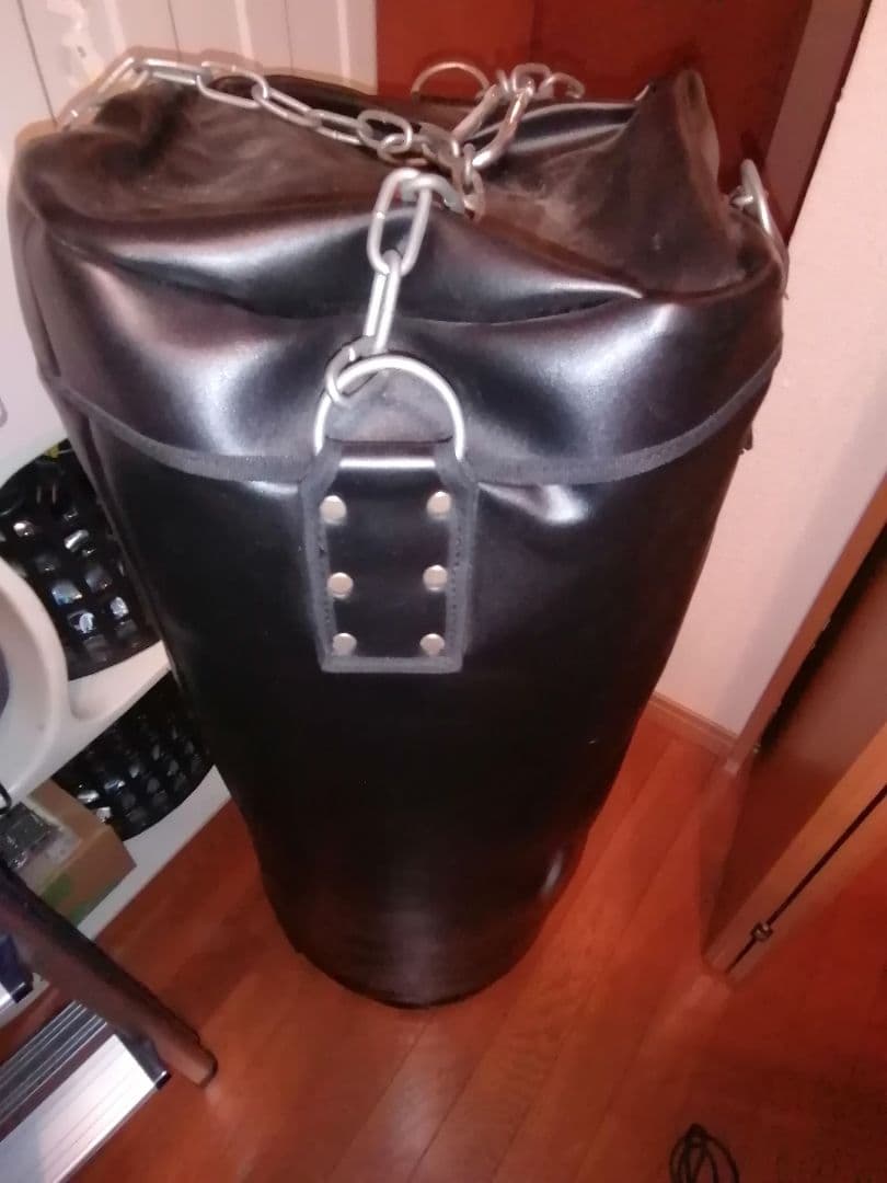 ク*ノ様 引き取り限定　サンドバッグ　黒　レーザー　中古