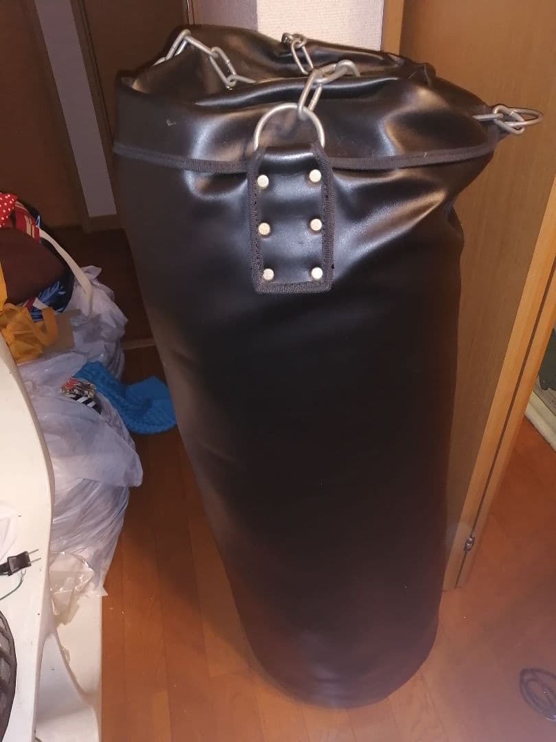 ク*ノ様 引き取り限定　サンドバッグ　黒　レーザー　中古