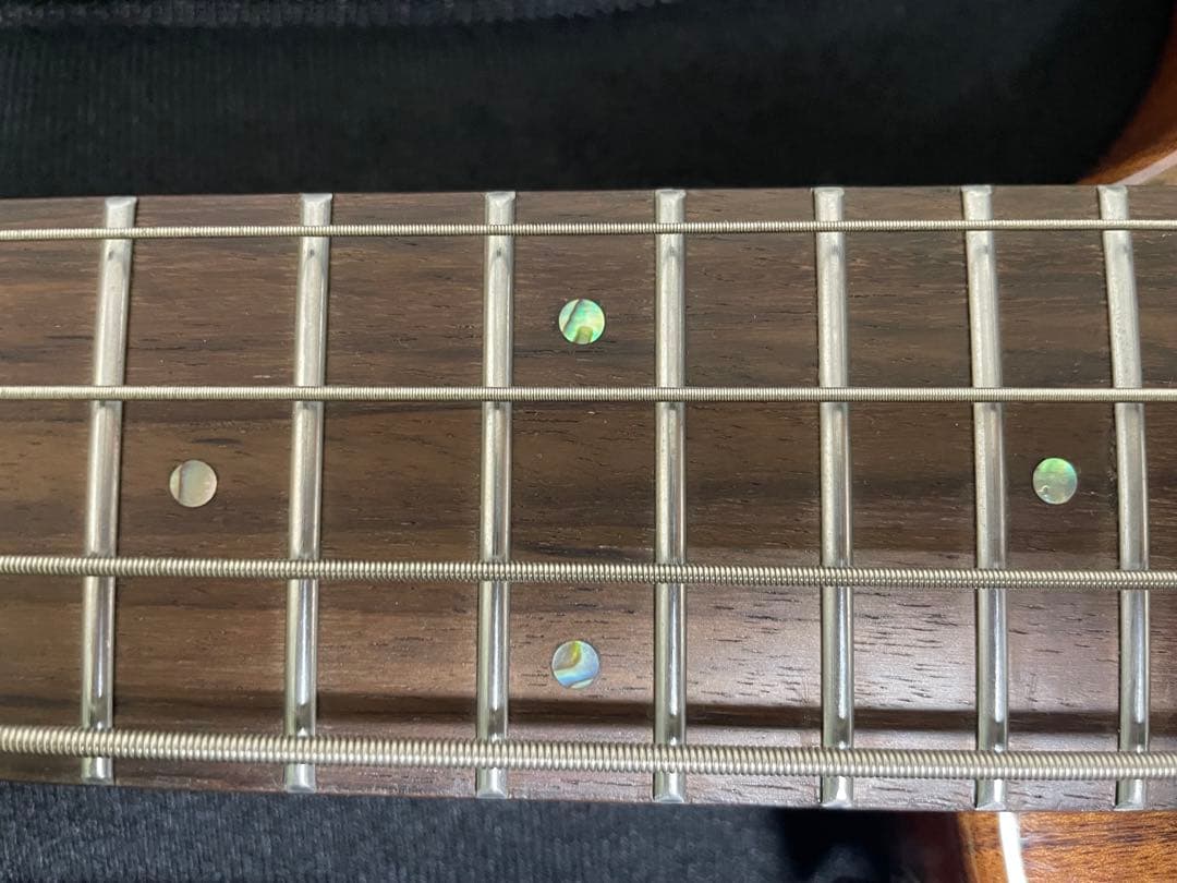 BIG  ウクレレベース EBU-SMP-N/EB