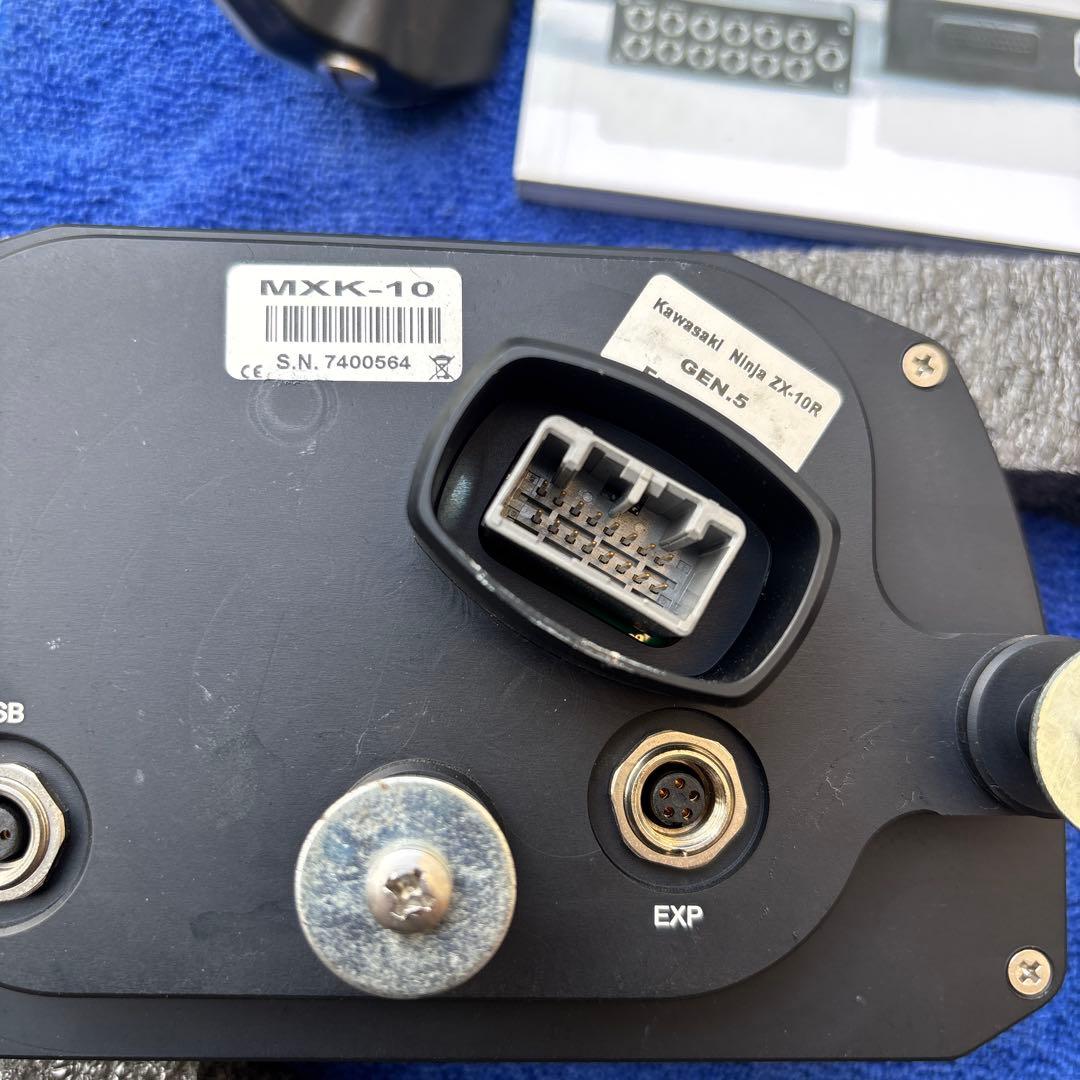 zx10r AIM mxk-10 メーター