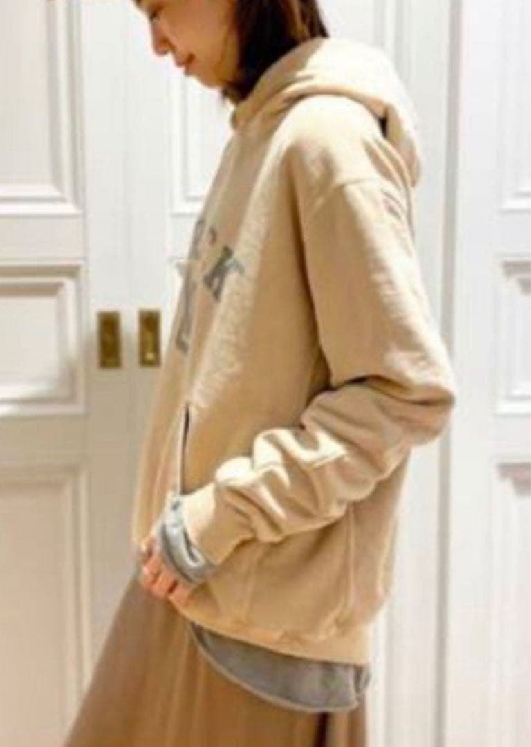 【Deuieme ClasseｘREMI RELIEF】コラボTRACKパーカー