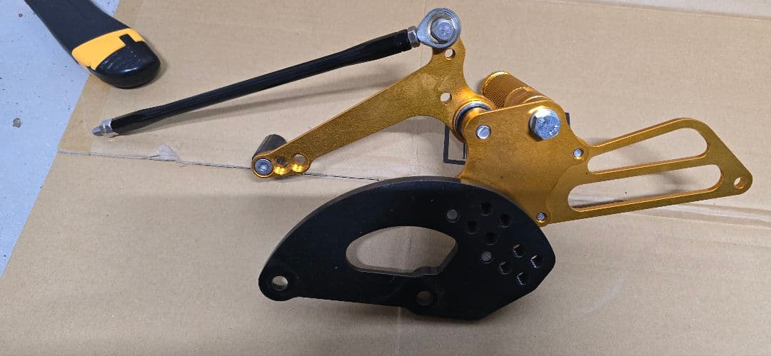 マ*タ様 cbr250rr バックステップ　mc51