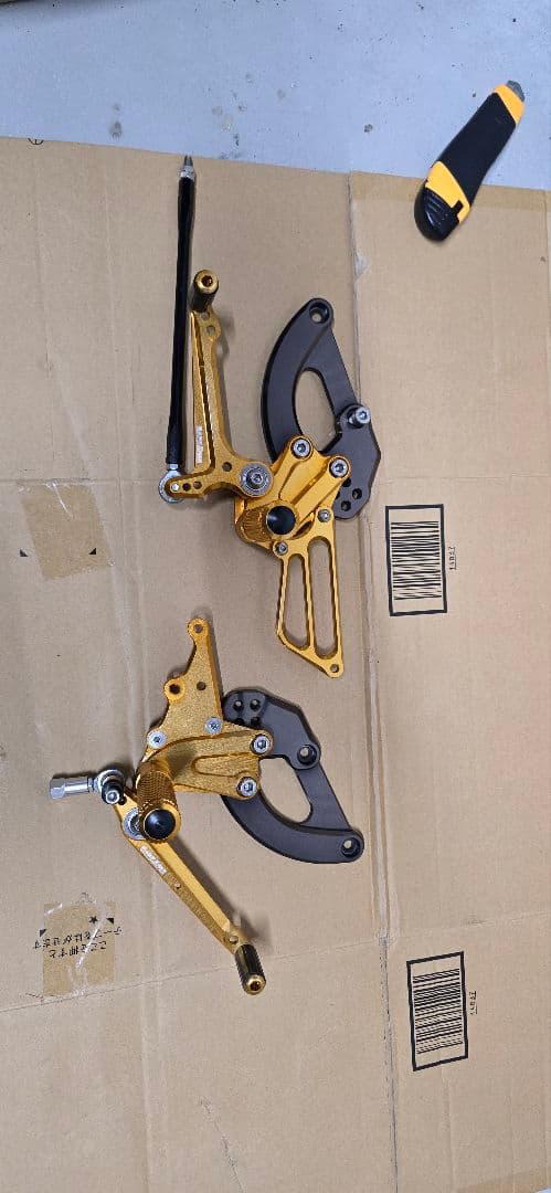 マ*タ様 cbr250rr バックステップ　mc51