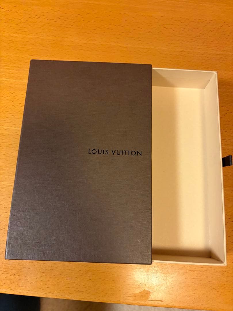 ルイ・ヴィトン ダミエ柄 三つ折り財布