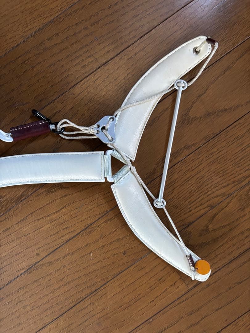 ブレスティキング サックスストラップ ホワイトとブラウン　　Sサイズ