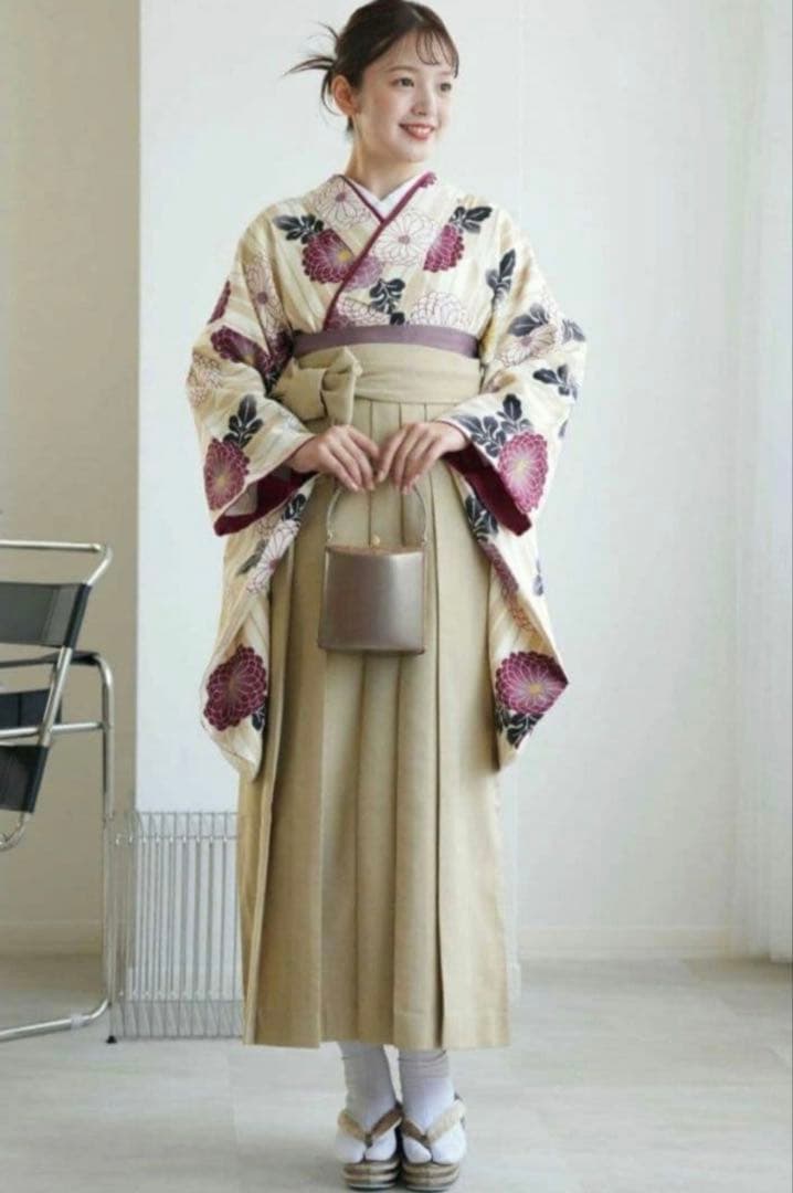 【utatane】卒業式 袴セット Mサイズ 矢がすり菊 （1度のみ着用）