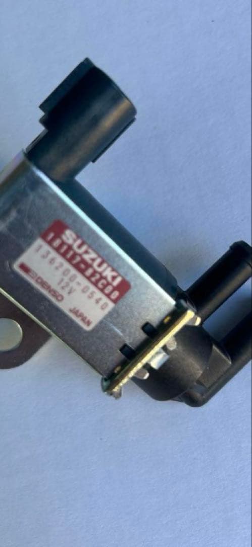 スズキジムニー ソレノイドバルブJA11V F6A 18117-82C00 新品