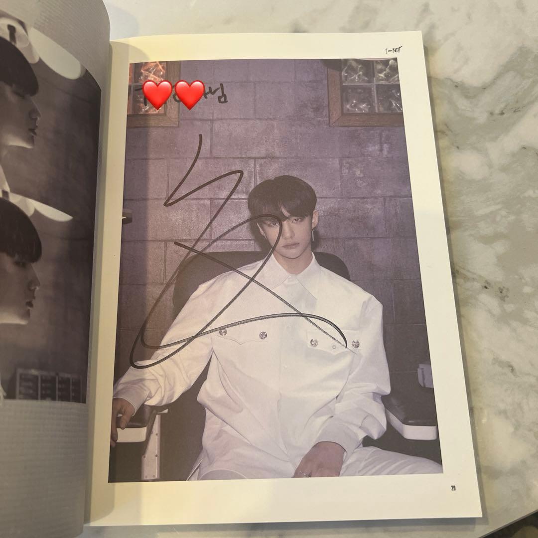 Stray Kids スキズ　サイン会　直筆サイン入り CD アルバム