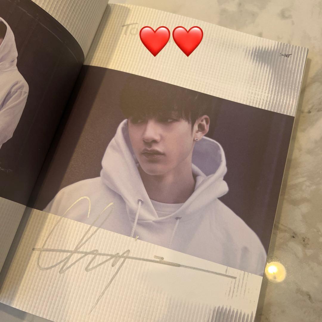 Stray Kids スキズ　サイン会　直筆サイン入り CD アルバム