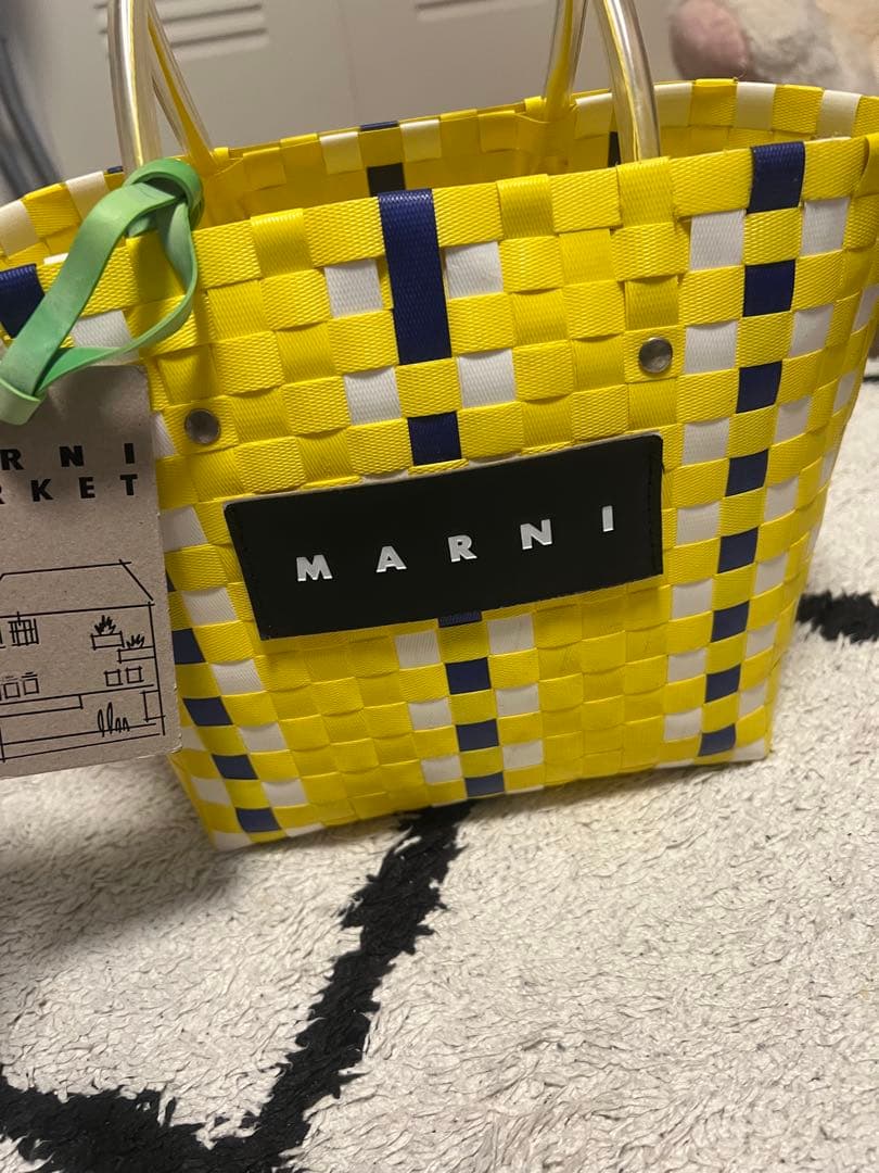 MARNI イエロー 編み込みトートバッグ