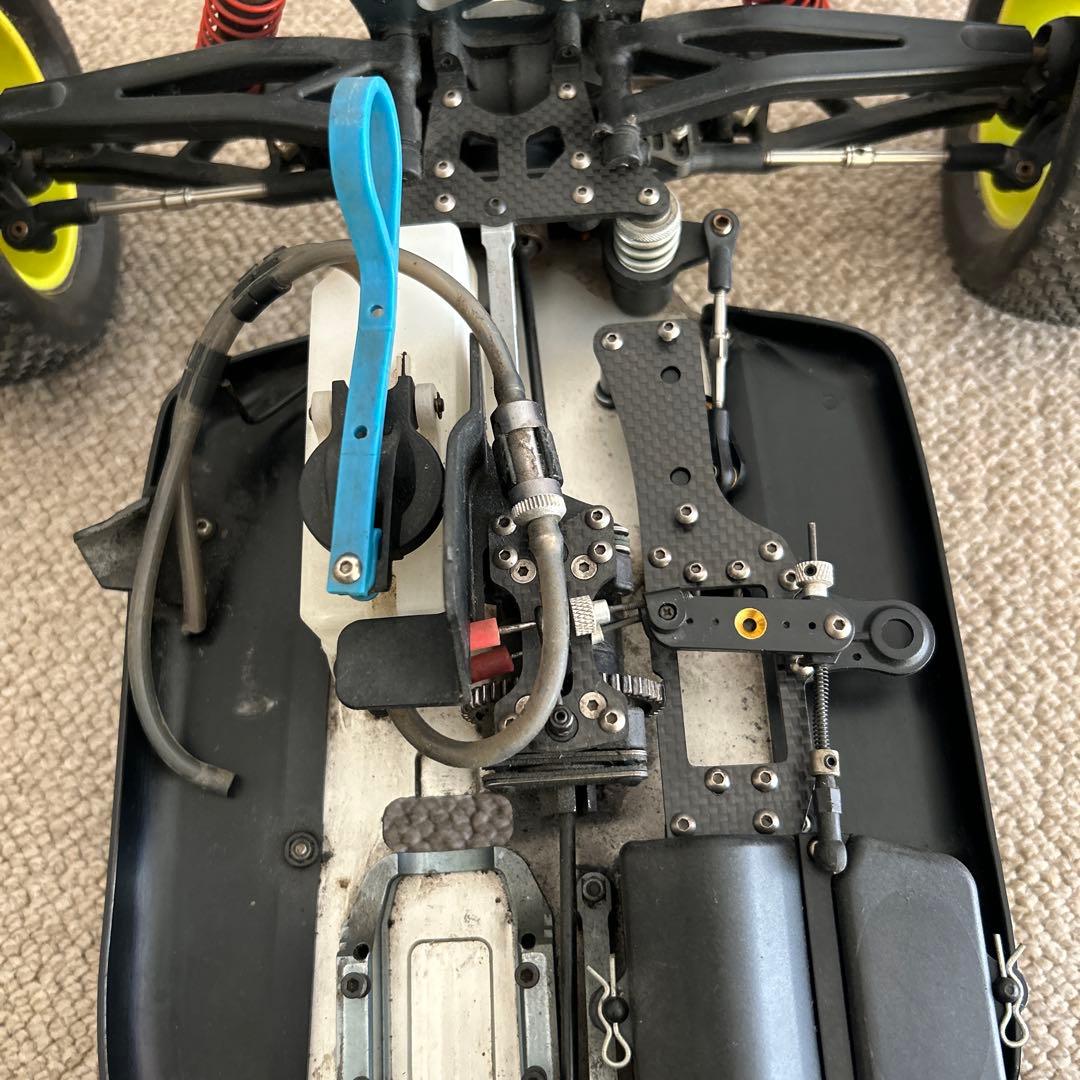 Mugen Seiki MBX5Tエンジンカー