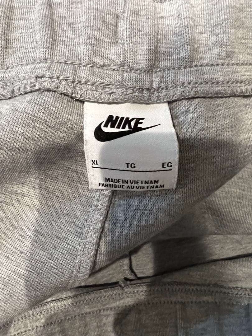 ナイキ　テックフリース　セットアップ