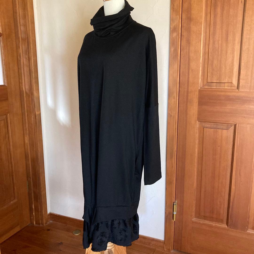 Y's ワイズ　ハイネック　ドット柄ロングワンピース　ブラック　Mサイズ　ウール