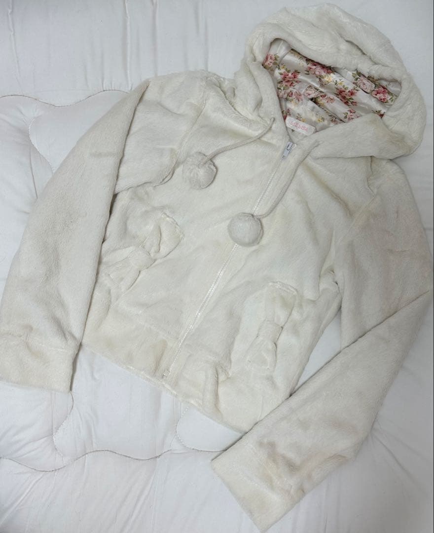 希少品★リズリサ　パーカー