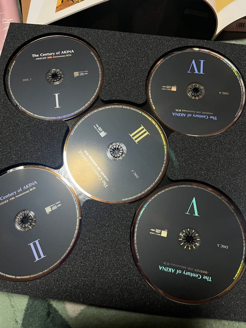中森明菜アニバーサリーBOX 『The Century of AKIN