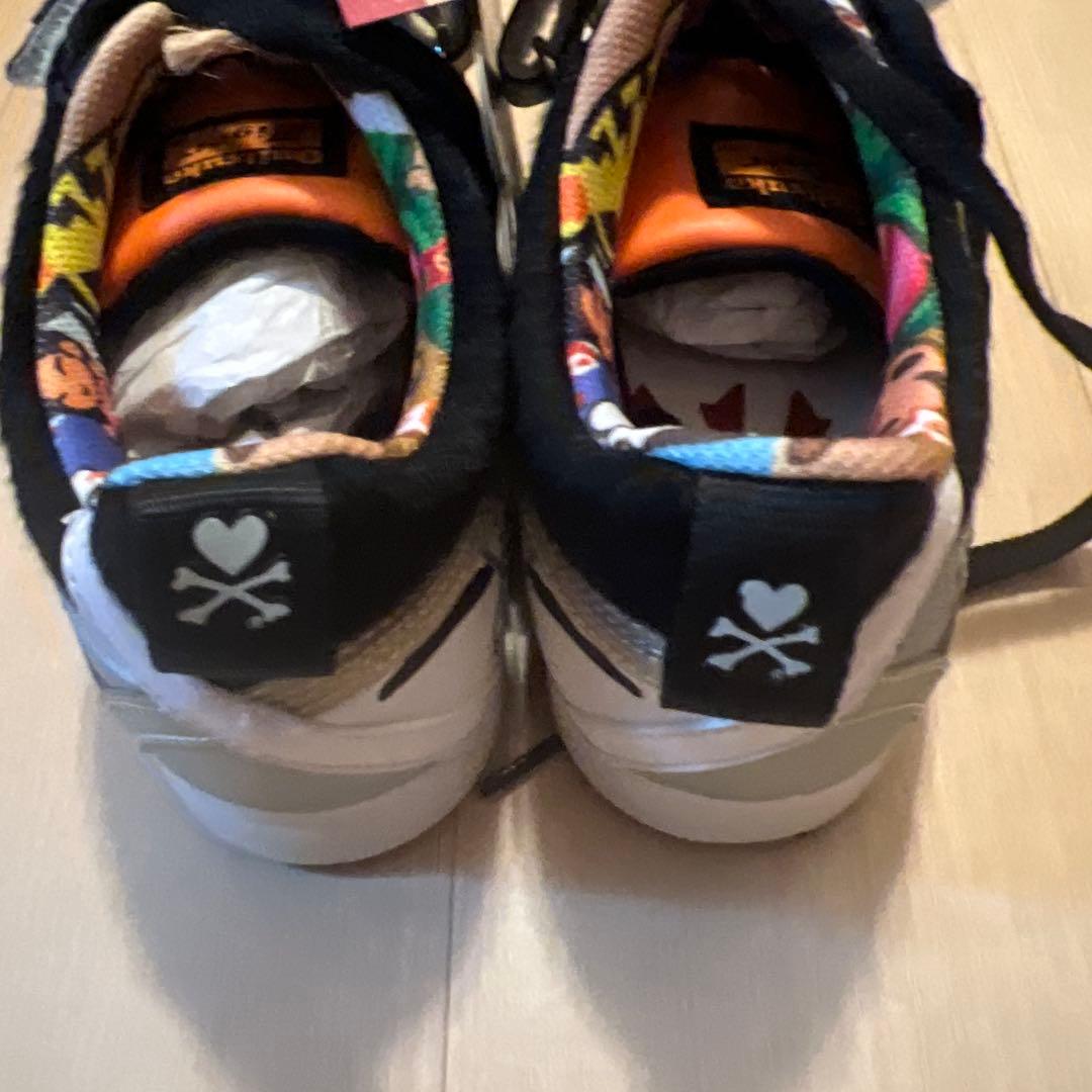 Onitsuka Tiger tokidokiコラボスニーカー