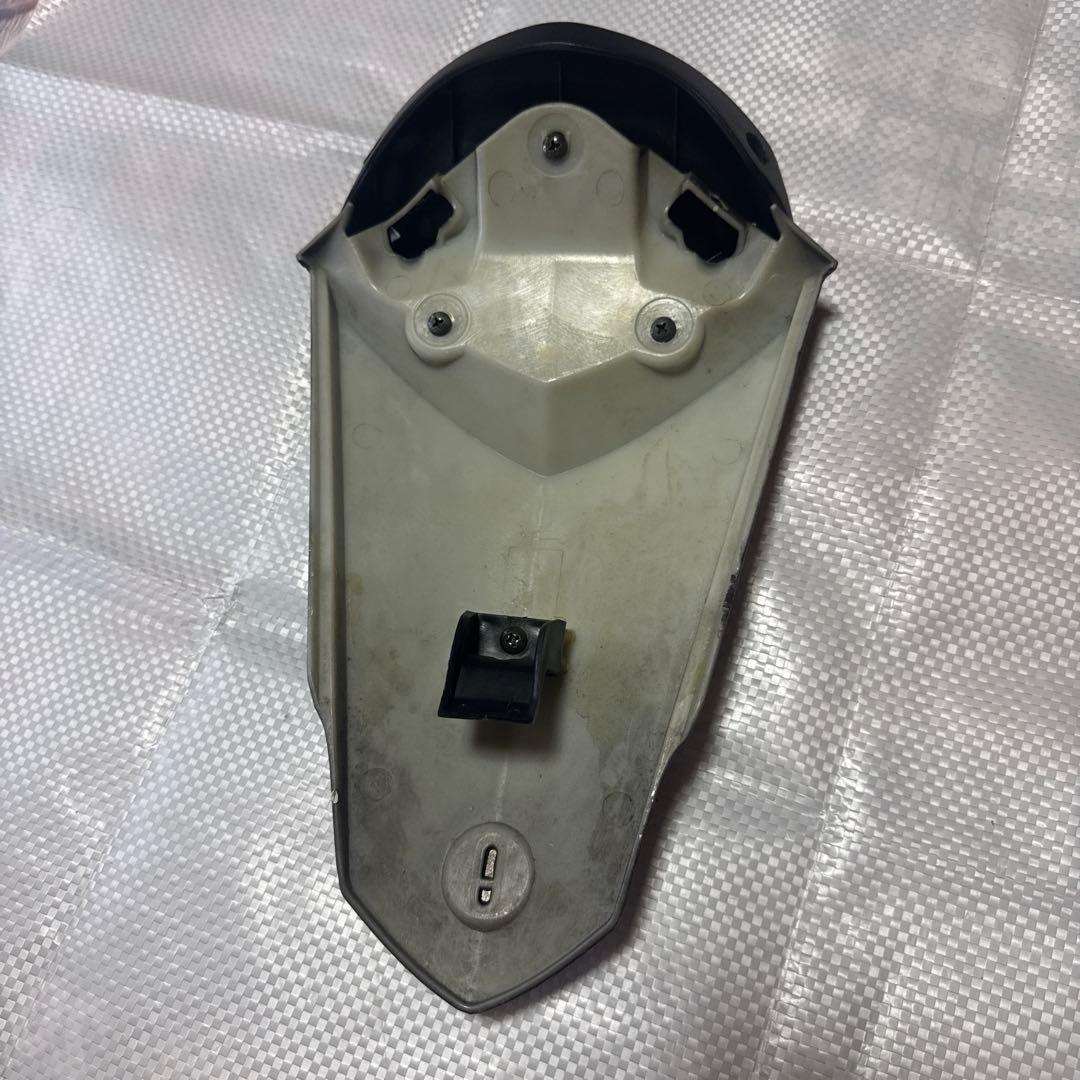 Yamaha yzf r6 bn6 2017〜 シングルシートカウル カーボン調