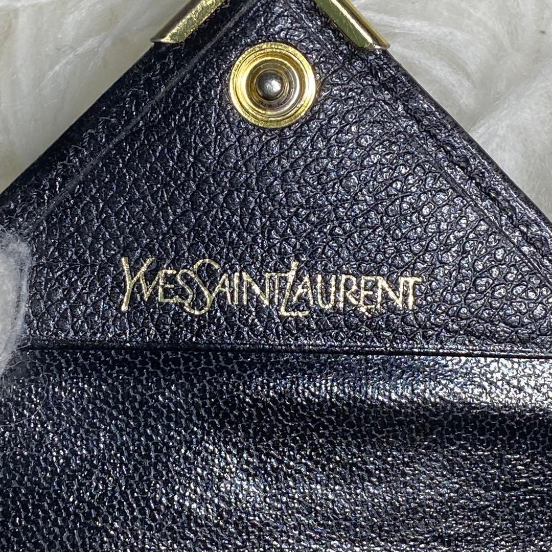 イブサンローラン　カサンドラロゴ型押し 三角プレート キーケース　ブラック