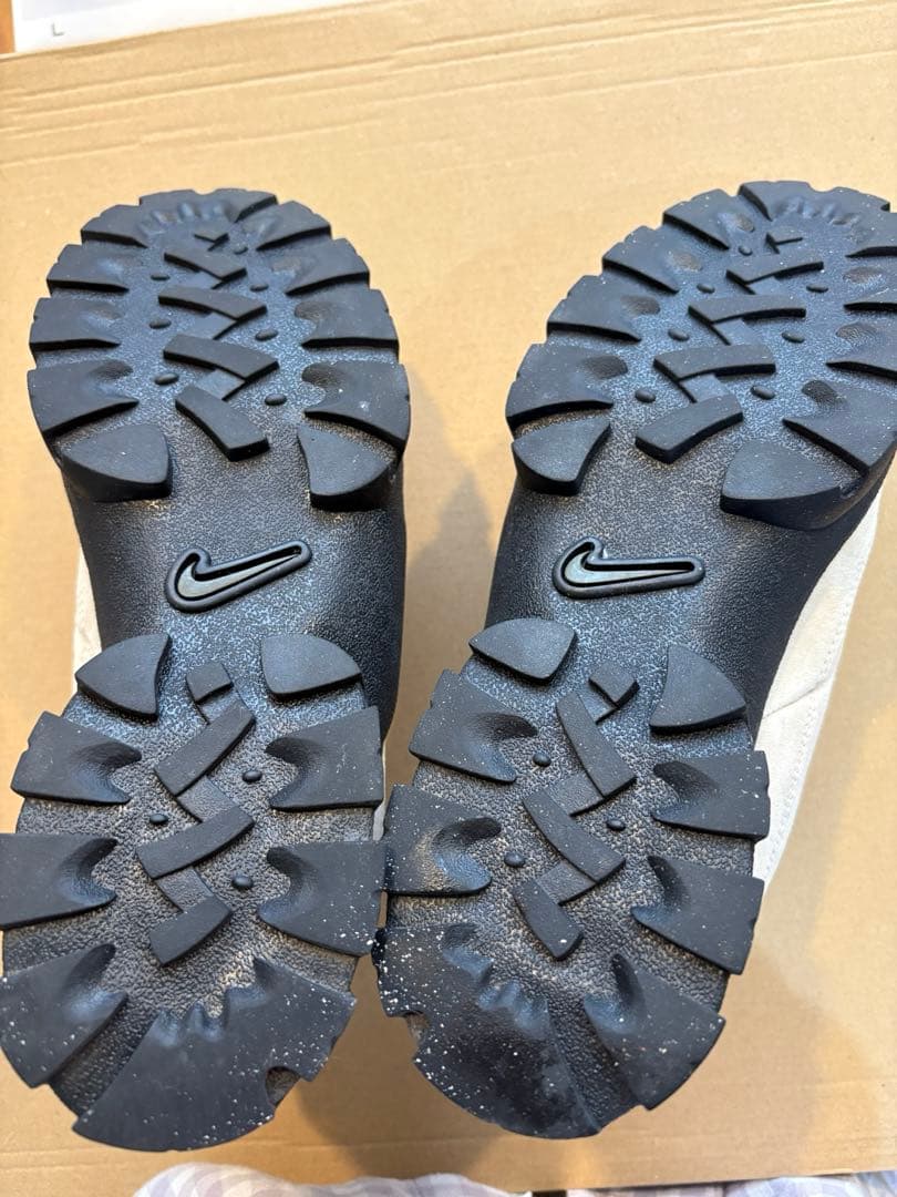 【NIKE 】ウィメンズ ラハール ロー ラタン / カーゴ 24.5cm