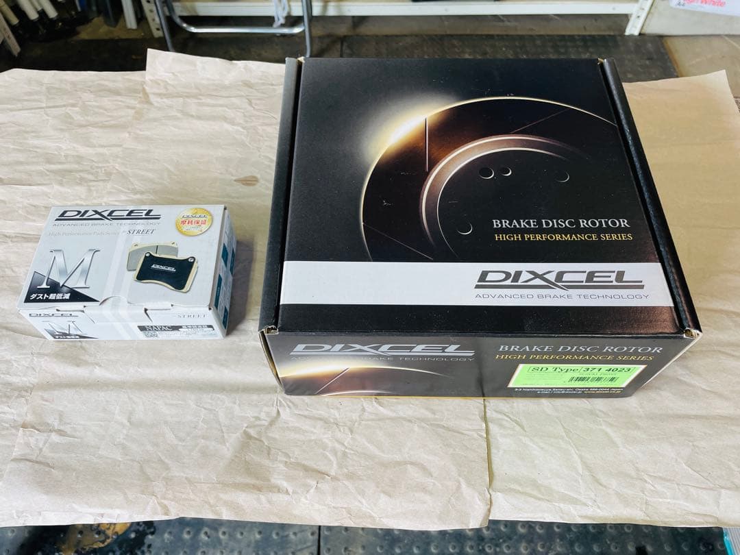 DIXCEL ディクセル ディスクローター、パッドセット