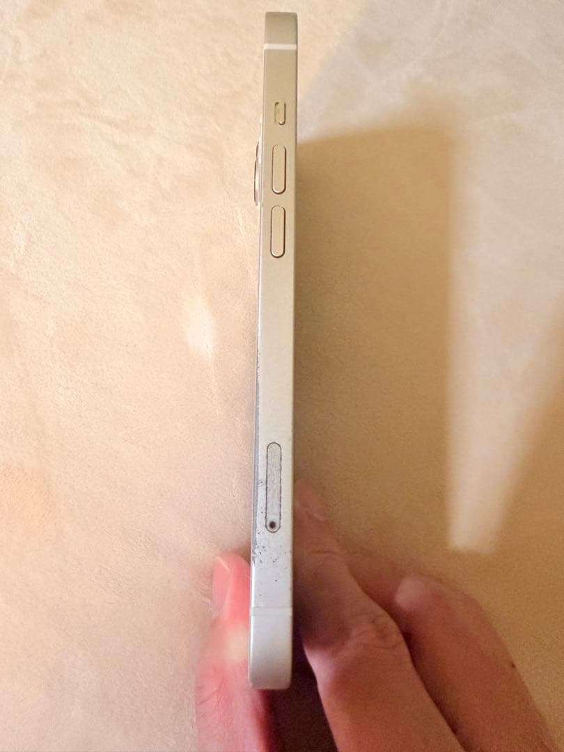 携帯電話本体 iphone13