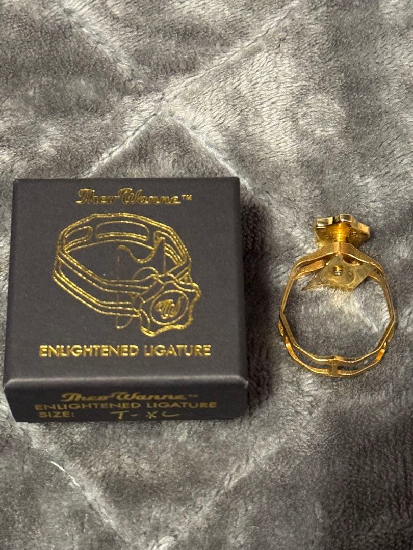 美品 セオワニ エンライテッドリガチャー T-XL テナーサックス