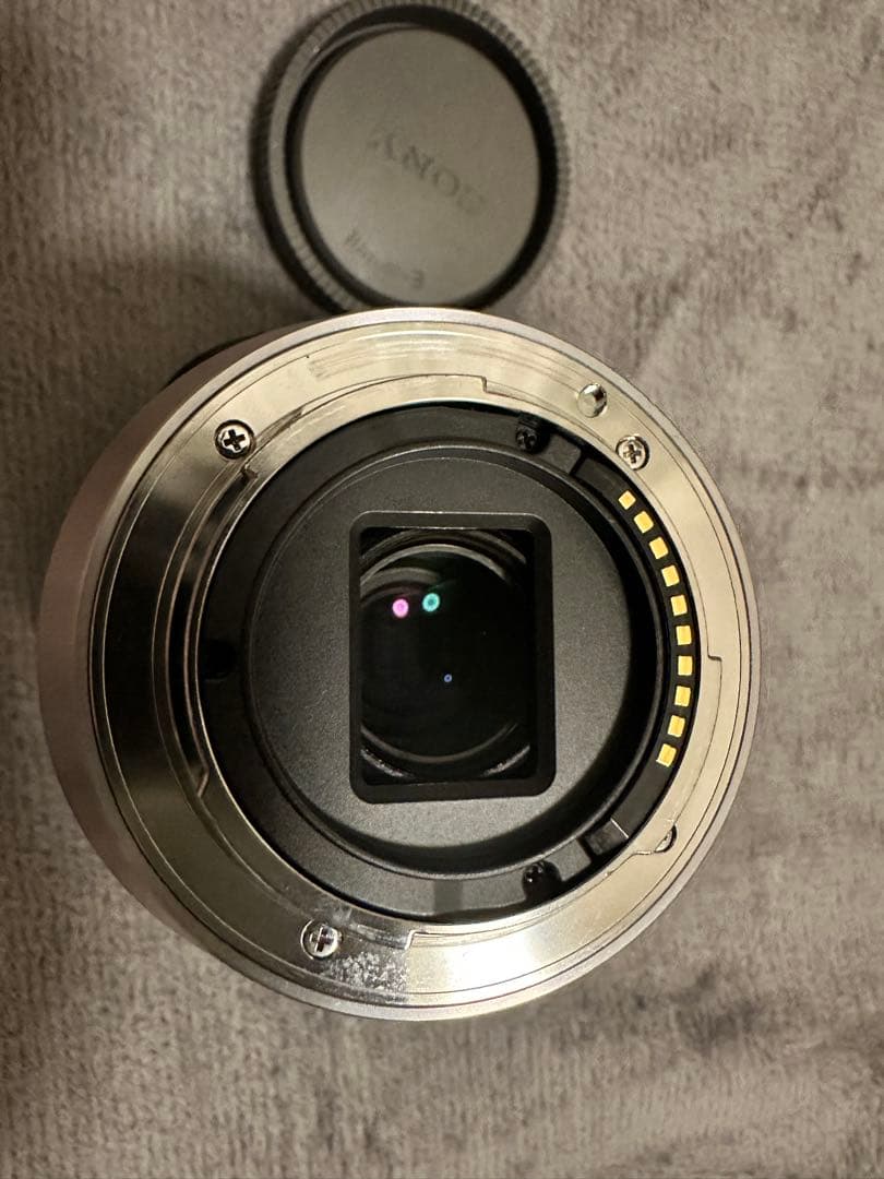 SONY E 18-200mm F3.5-6.3 OSS レンズ