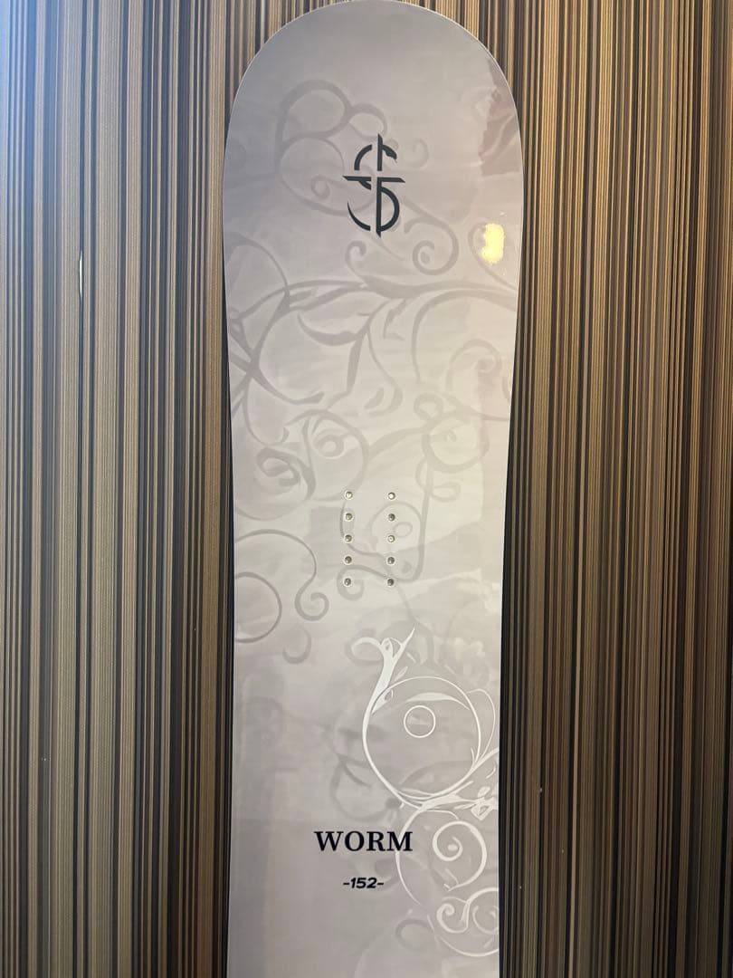 CROOJA WORM 152cm 25-26モデル スノーボード