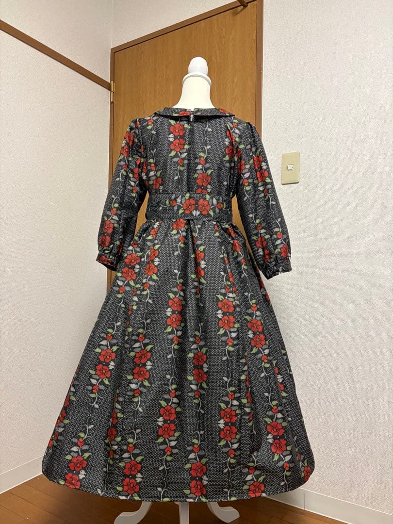 着物リメイク♪ 大島紬　ふんわりワンピース　花模様　MーL 総裏地付き♪