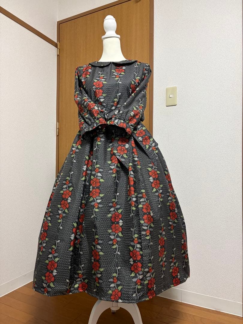 着物リメイク♪ 大島紬　ふんわりワンピース　花模様　MーL 総裏地付き♪