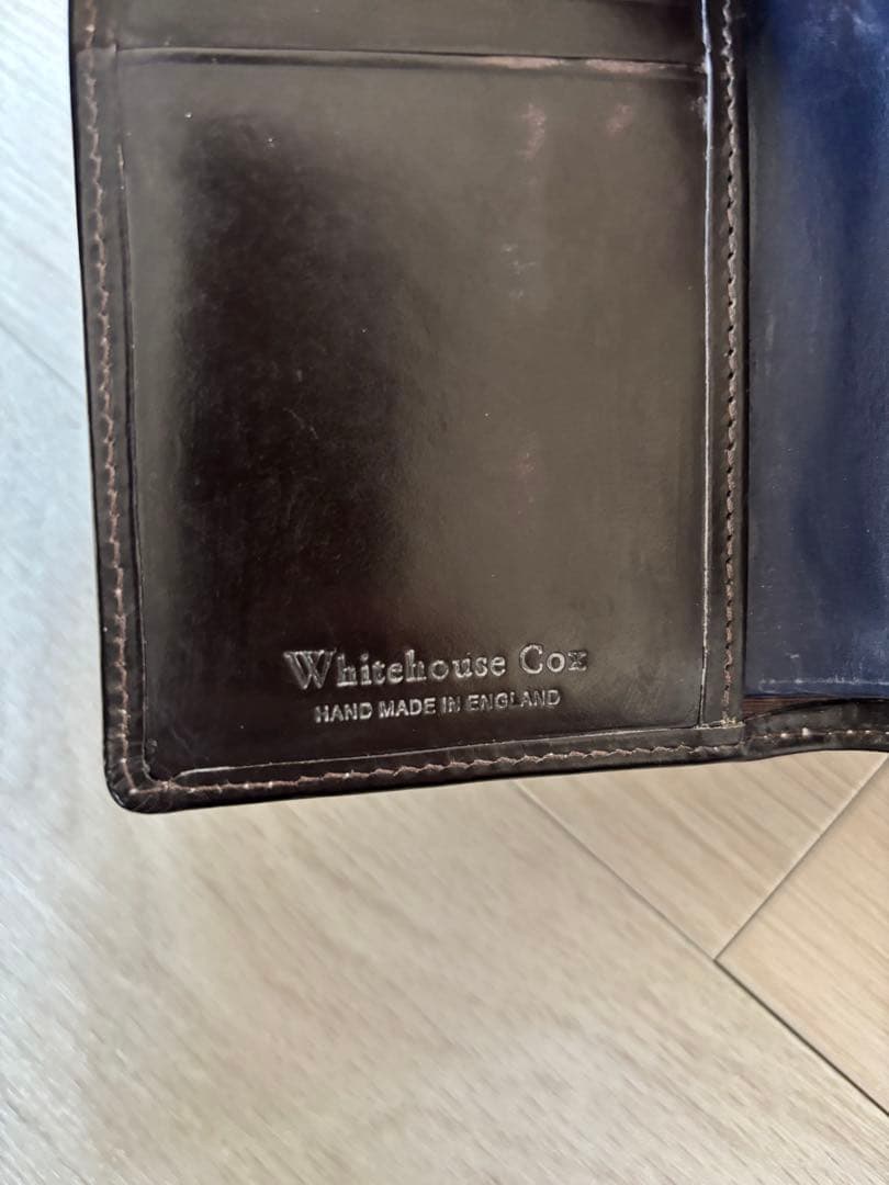 エルホワイトハウスコックス S1975 コンパクト二つ折財布革手入れセット