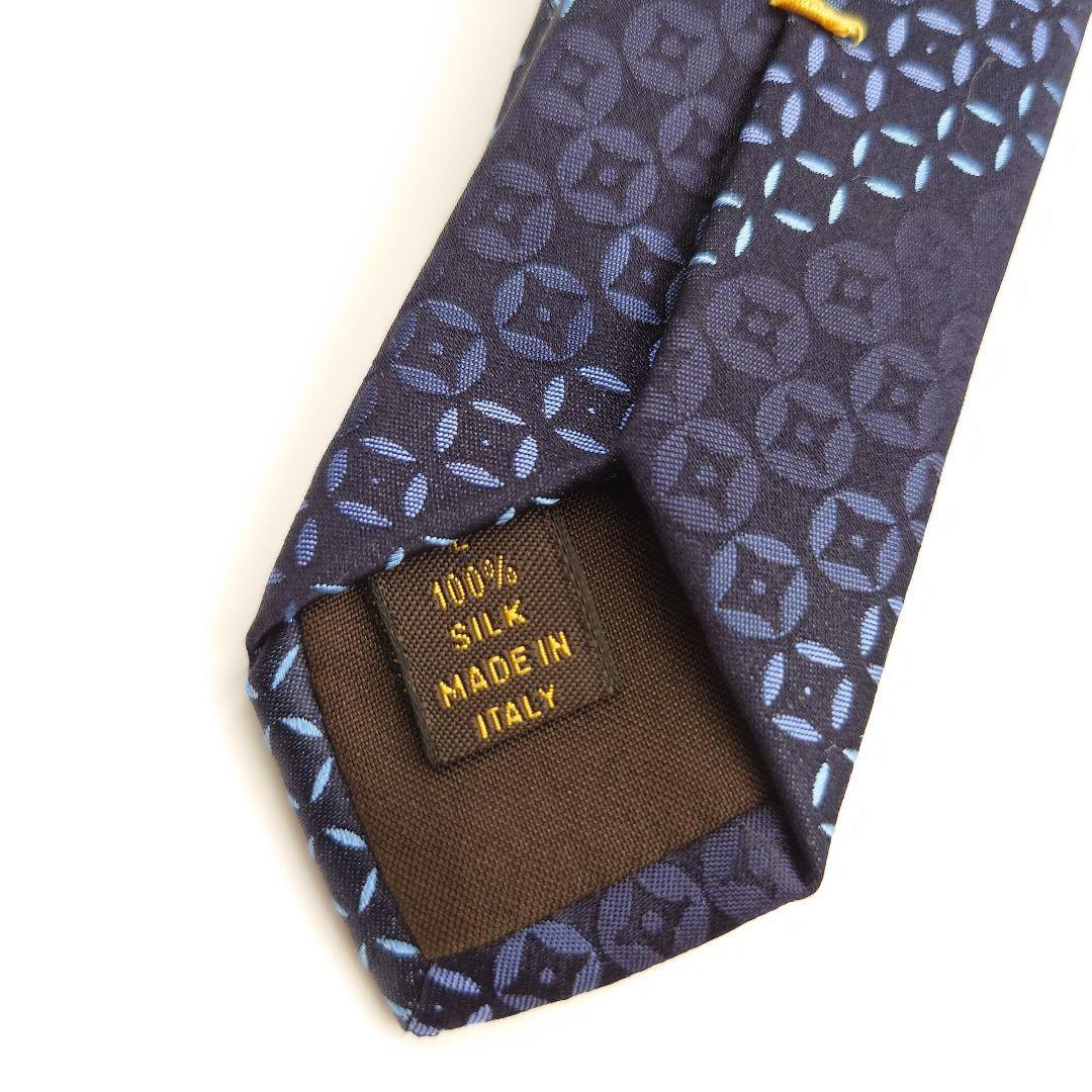 美品 箱付き　LOUIS VUITTON ネクタイ モノグラム 青　シルク