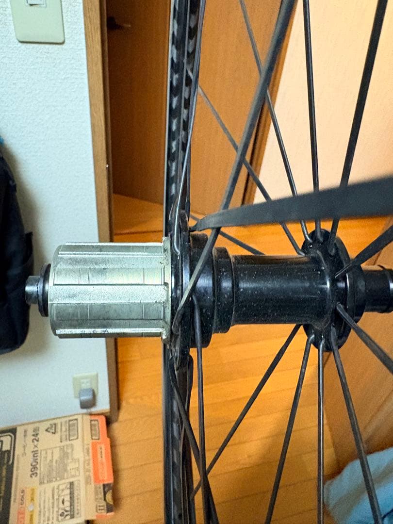 カーボンホイール 前後セット