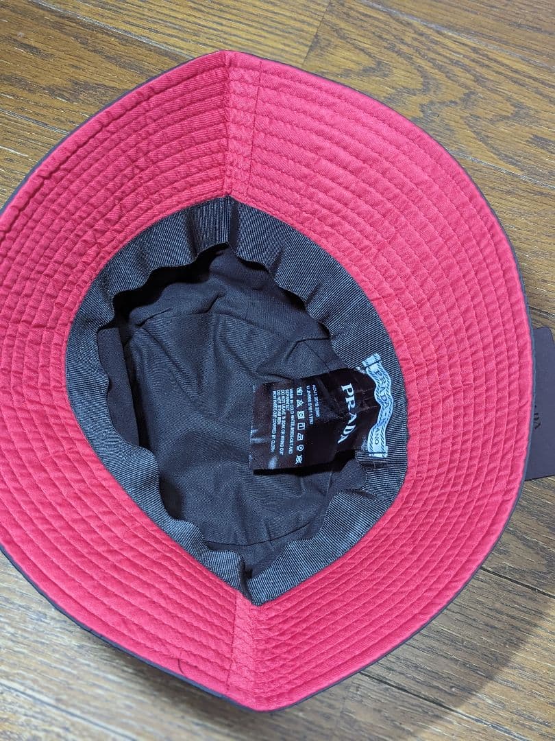 ❤️大特価　PRADA ノベルティーバケットハット ❤️