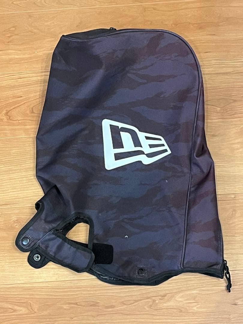 NEW ERA カモフラージュ キャディバッグ