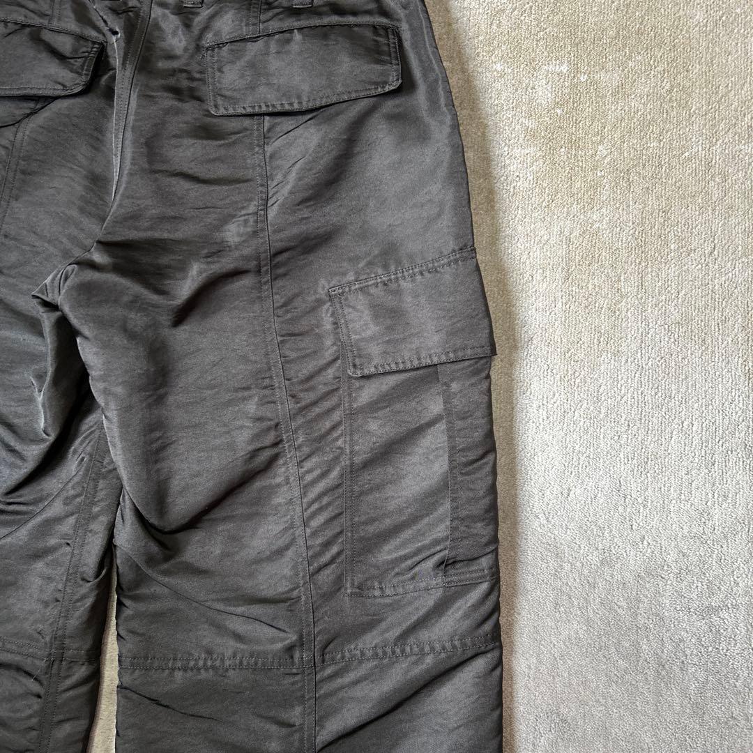 イッセイミヤケのパラシュートパンツです