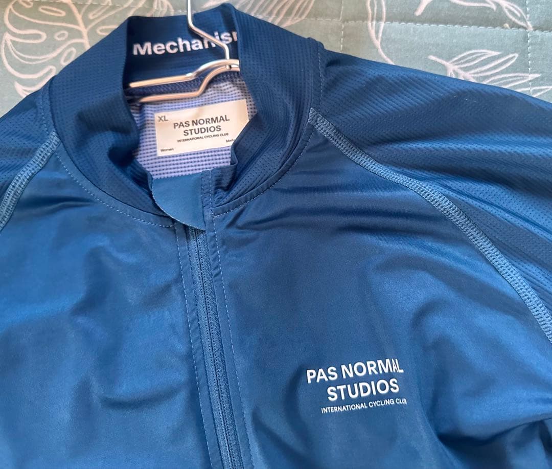 PAS NORMAL STUDIOS サイクルジャージ レディース　美品