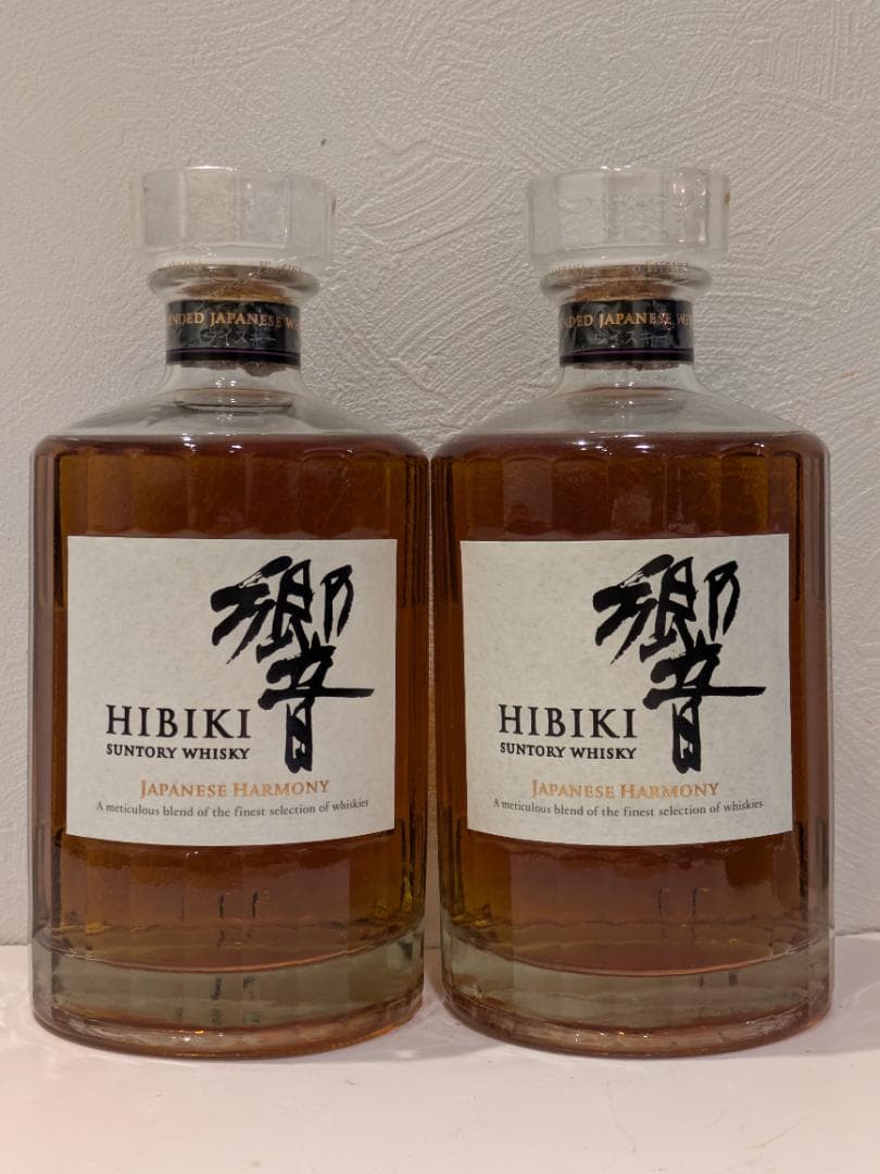 ロ*バ様 【神奈川県限定発送】2本セット ウイスキー サントリー 響 700ml