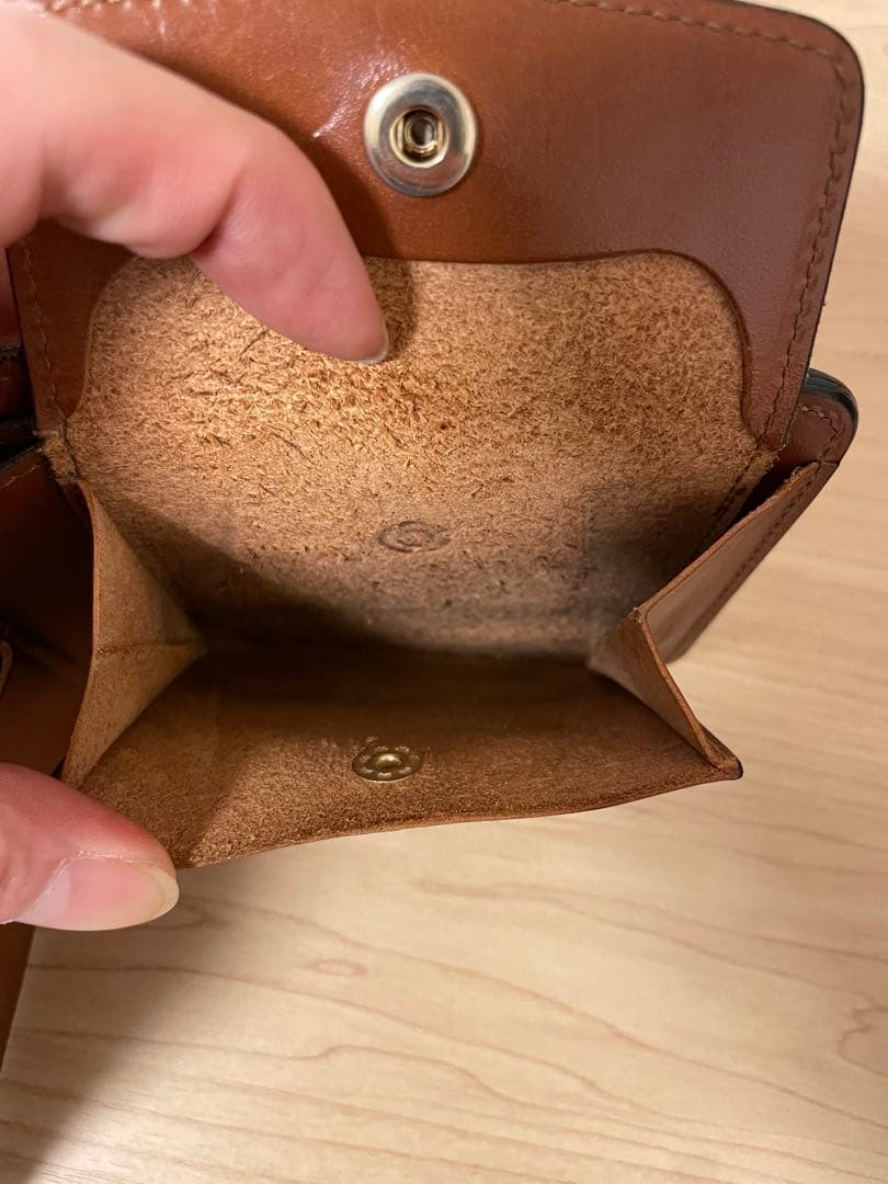 ワイルドスワンズ　二つ折り　財布