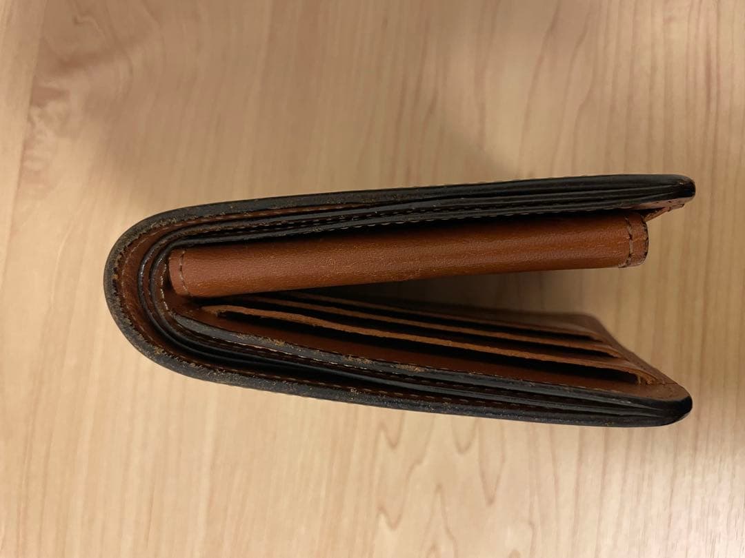 ワイルドスワンズ　二つ折り　財布