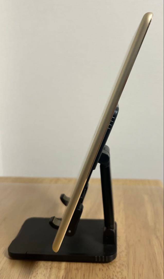 iPad mini 4 128GBゴールド 本体のみ