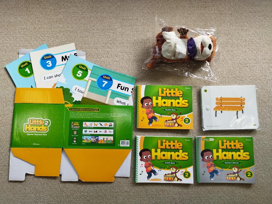新品！Little Hands 2 教材セット