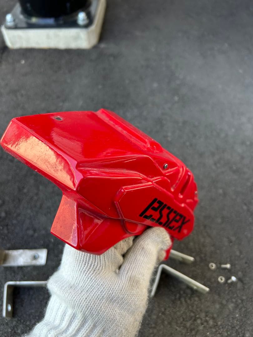 ESSEX ブレーキキャリパーカバー