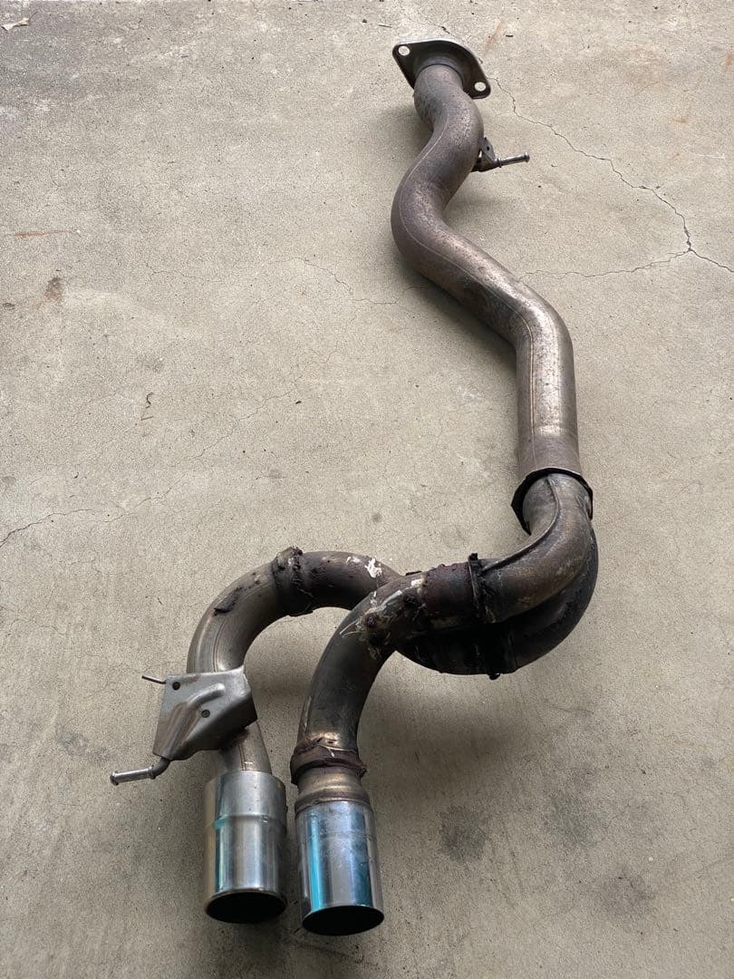  135i クーペ e82 ワンオフマフラー