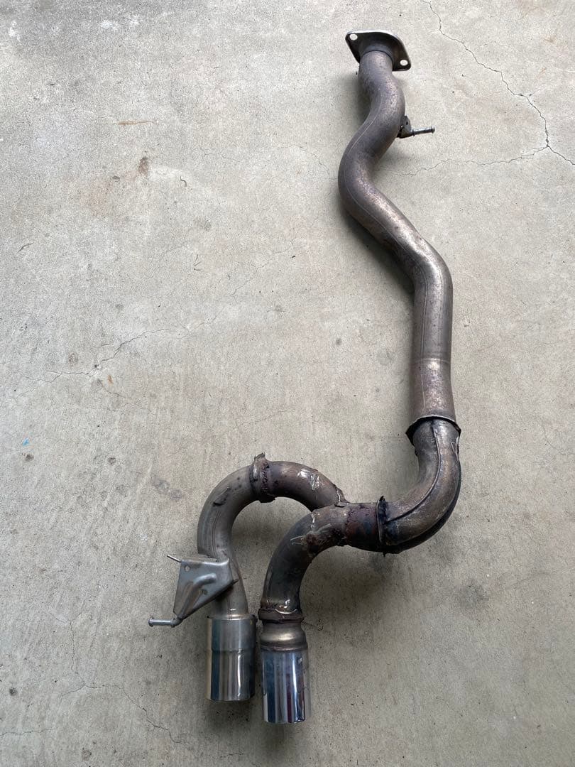  135i クーペ e82 ワンオフマフラー